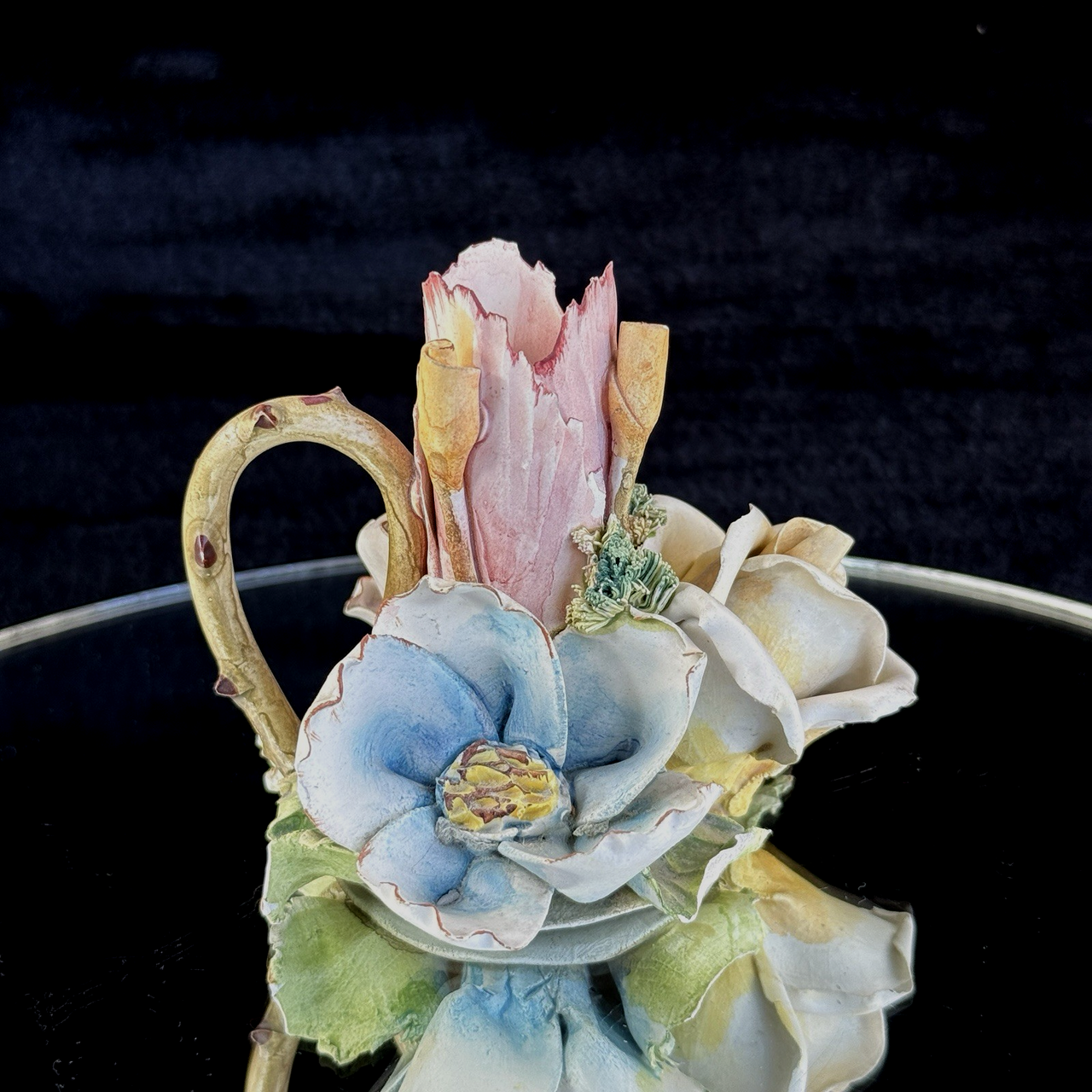 Capodimonte Style Floral Porcelain Figurine with Handle holder candle chipped3
