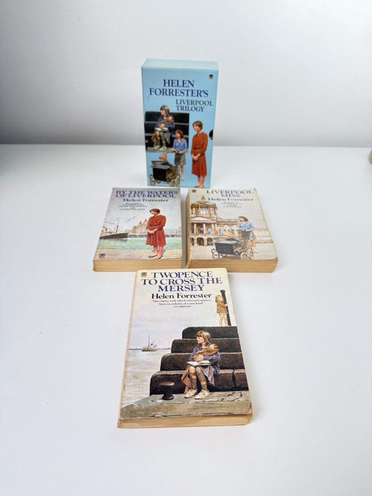 Helen Liverpool Forrester Trilogy 1984 Fontana Box Set – See Pics Book Set Water3