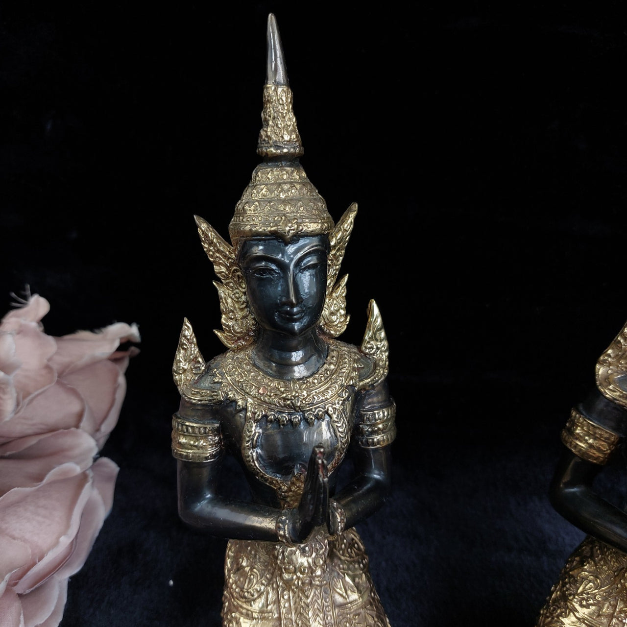 Thai Bronze Kneeling Praying 8.5" Statues Pair Ornate Gold Trim decor see pics4