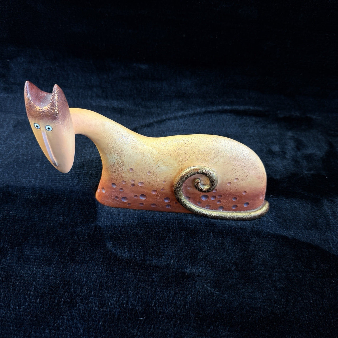 Border Arts Fine Studio "Catalandia" Figurine Bella Resin Modernism Medium decor2