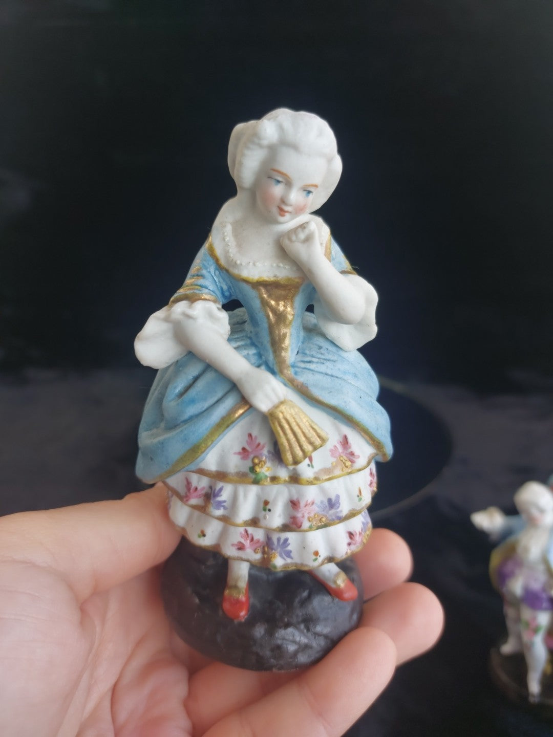 Antique victorian Porcelain Lady Figurine 5" Blue Dress Fan Flowers Germany deco10