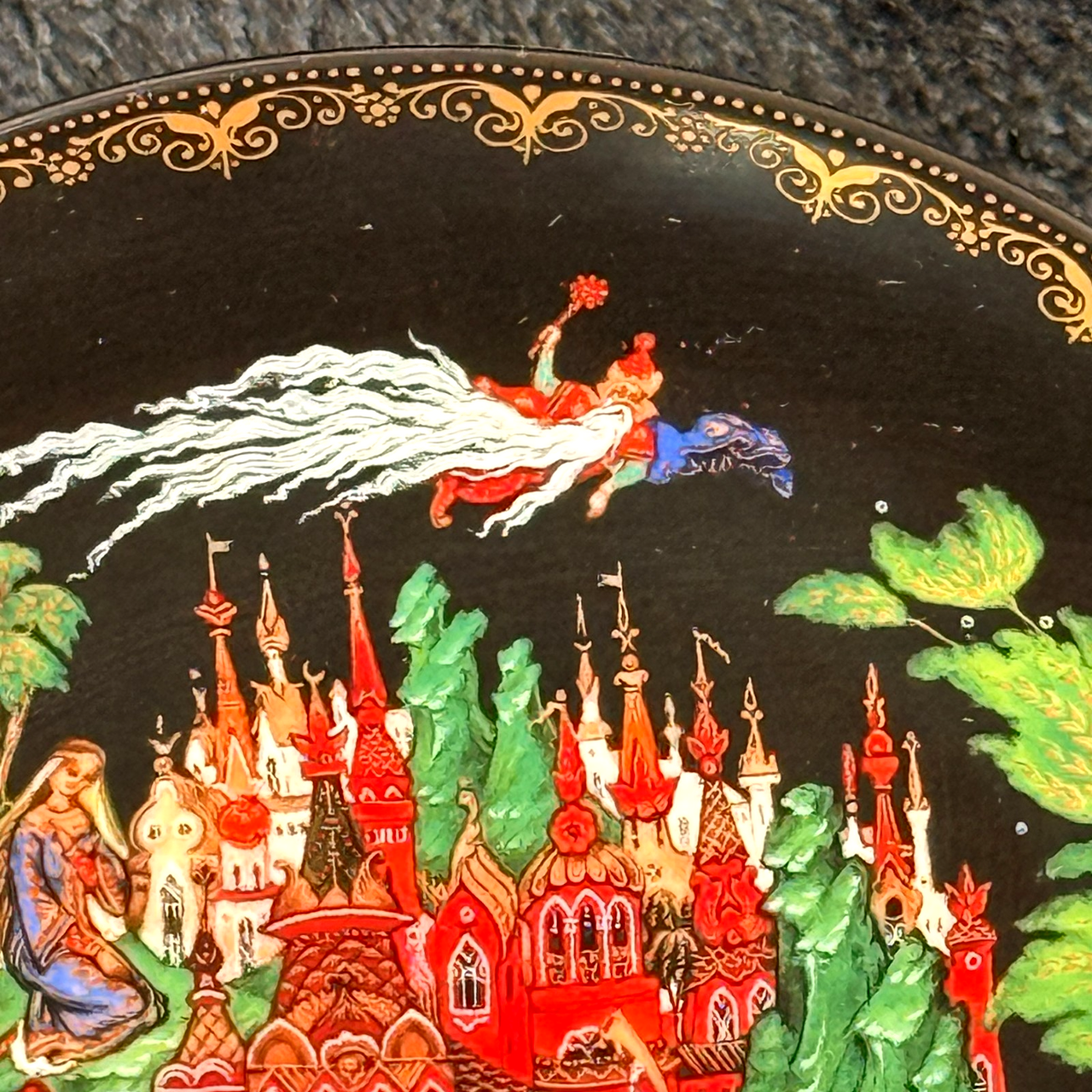 Royal Grimwades Winton English Hunting Scene Plate & Palekh 1988 Ruslan decor10