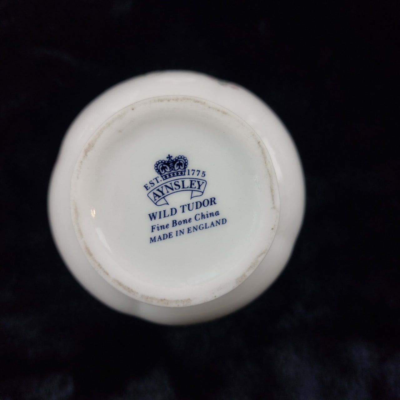 Aynsley Vintage "Wild Tudor" Fine Bone China Set - Clock, Vase & Ginger Jar Box23