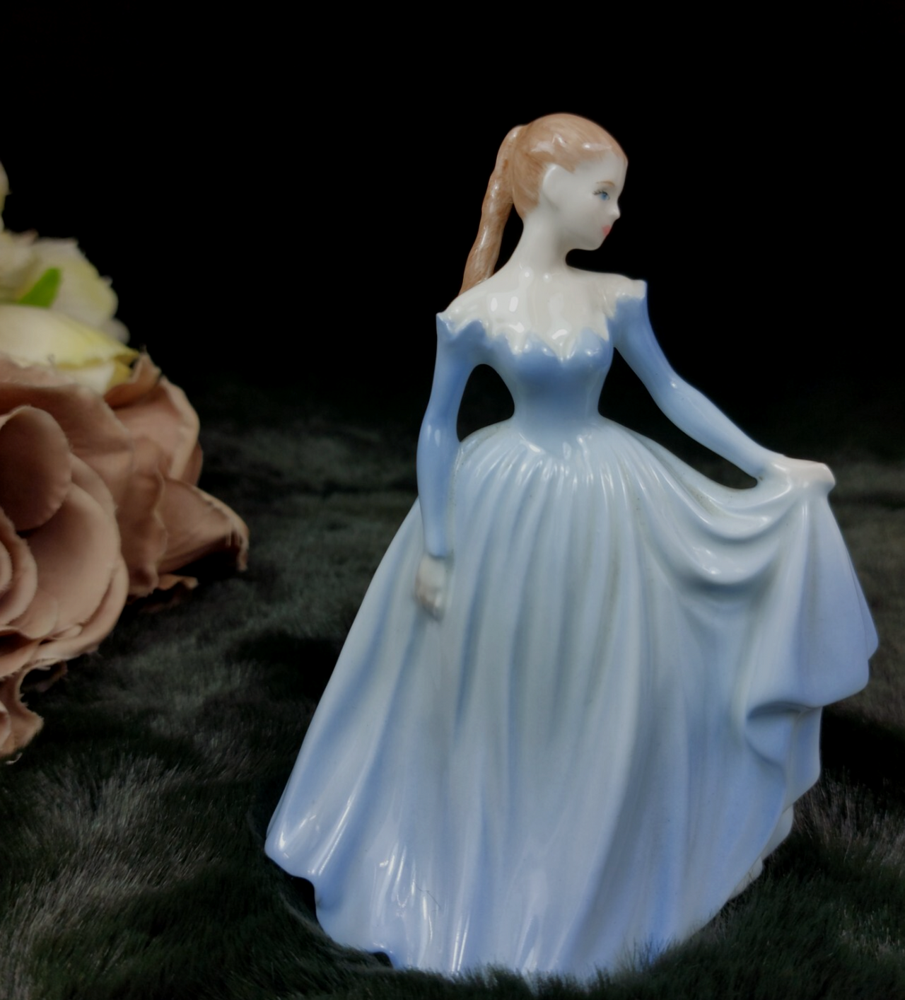 Collector's A Dream: Rare Coalport "Debutante Constance" Figurine limited 1996 0