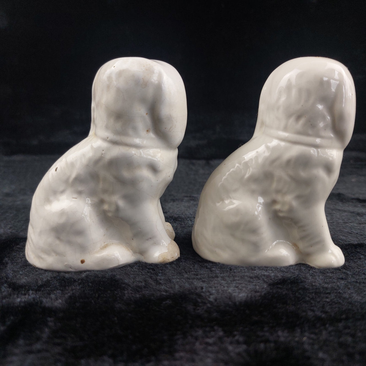 Antique Staffordshire Dog Style Figure pair White Accents Gold bookshelf decor3
