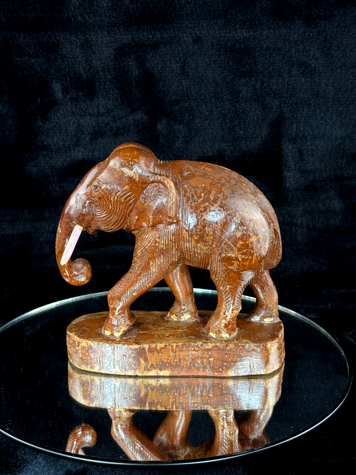 Hand Wooden Carved Elephant Pair – India Figures with Pink Resin Tusks 7 Vintag5