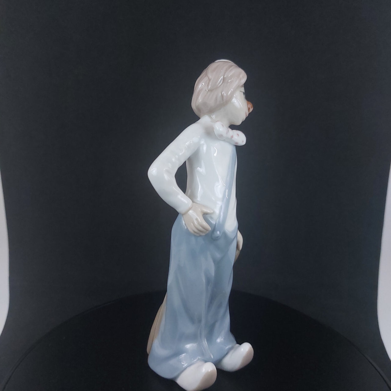 Casades Clown with Bag Porcelain Figurine  Collectible from Spain, 6 Inches1