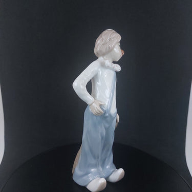 Casades Clown with Bag Porcelain Figurine  Collectible from Spain, 6 Inches1