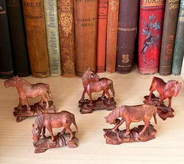 Vintage Hand Carved Wooden Horse Figurines Set – Rustic Folk Art 3.5” – Lot of 50
