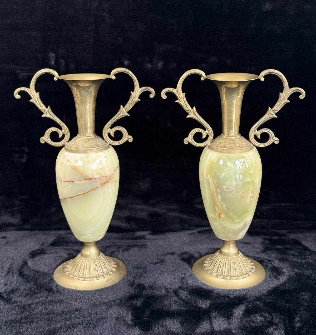 Pair of Brass & Green Onyx Marble Urn Vases Ornate Handles Decorative 35cm2