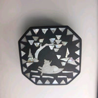 Thumbnail for Antique Chinese Black Lacquer – Trinket Box Octagonal with Mother of Pearl Inlay3