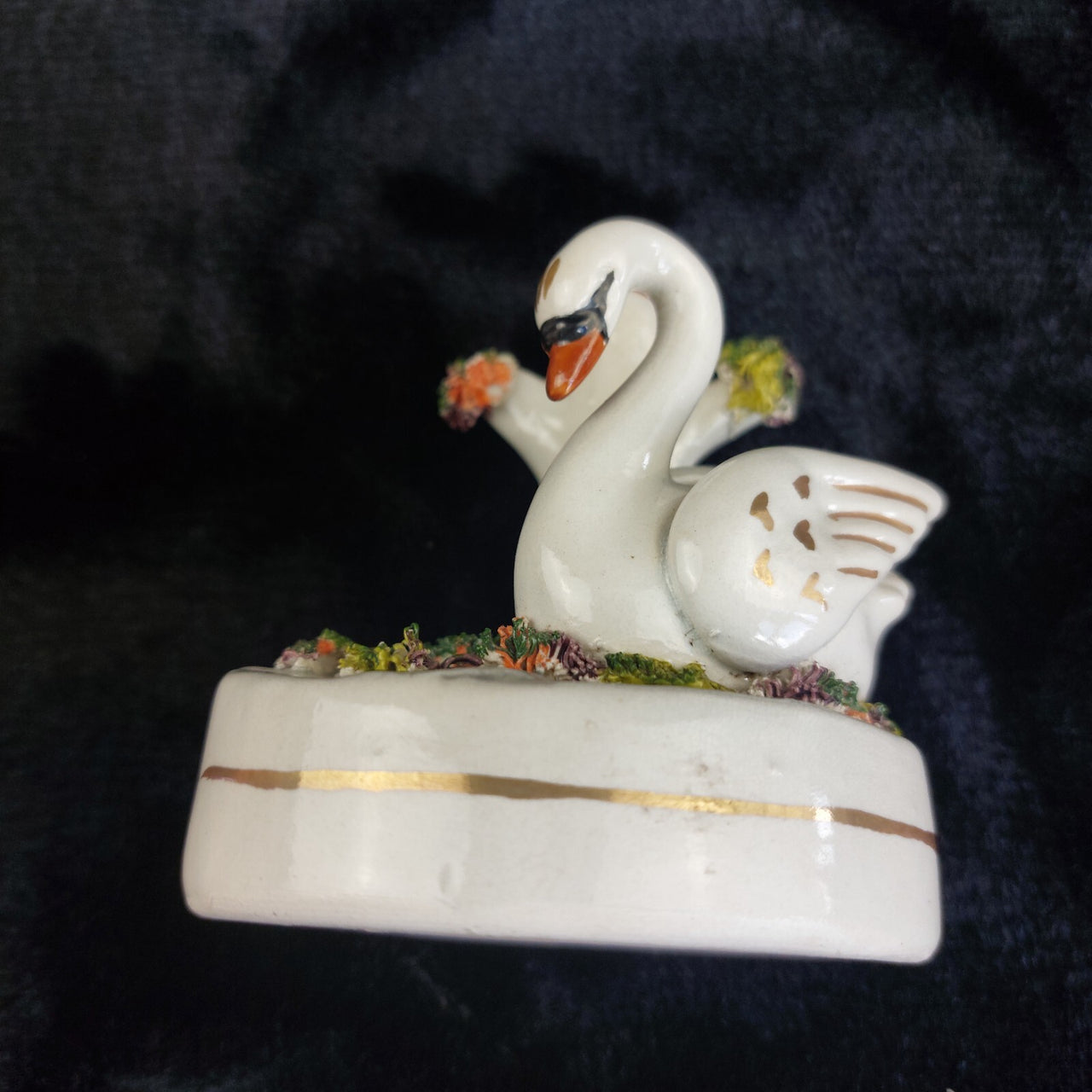 Antique staffordshire Swan Victorian Spill Vase Porcelain 4.5" Crazed decor9