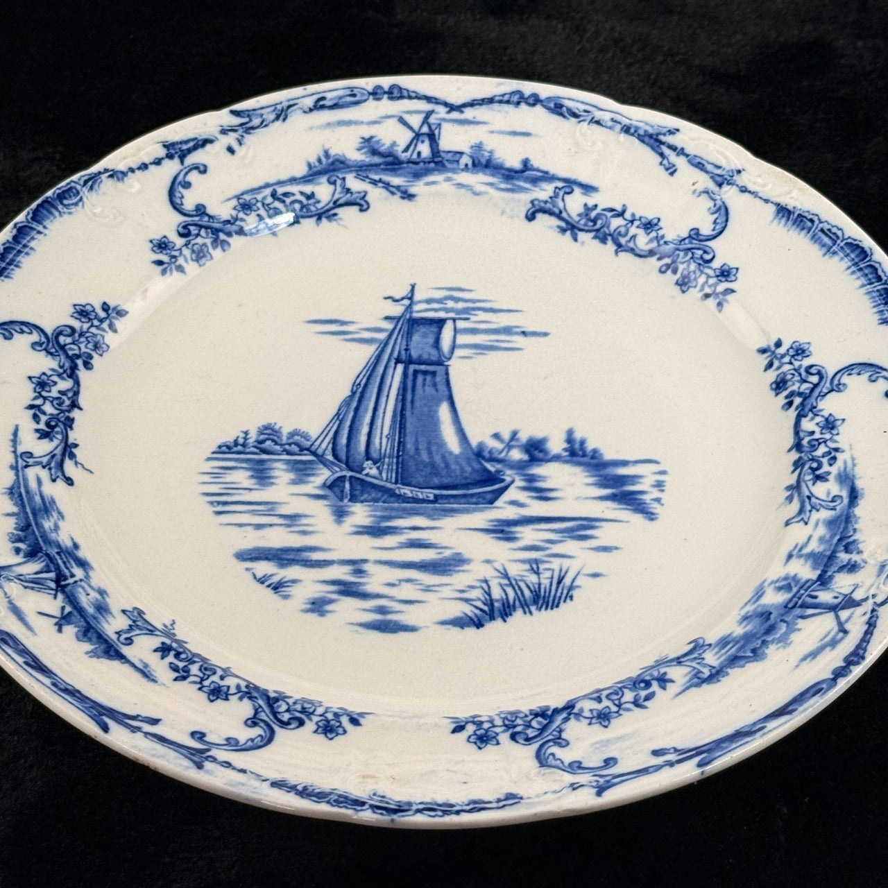 1890s plate antique Delph Blue & White Transferware Plates Sailboat Scene x2 UK3