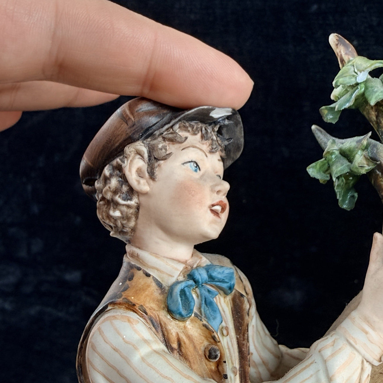 Capodimonte Volta Boy with Tree Figurine Hand Painted Italian Porcelain See Pics11