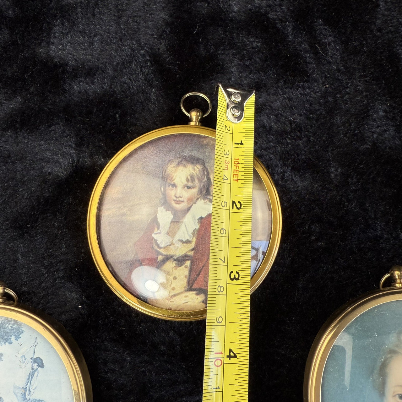 Set of 4 Vintage Miniature 9 cm Portraits Peter Bates Gallery National frame set3