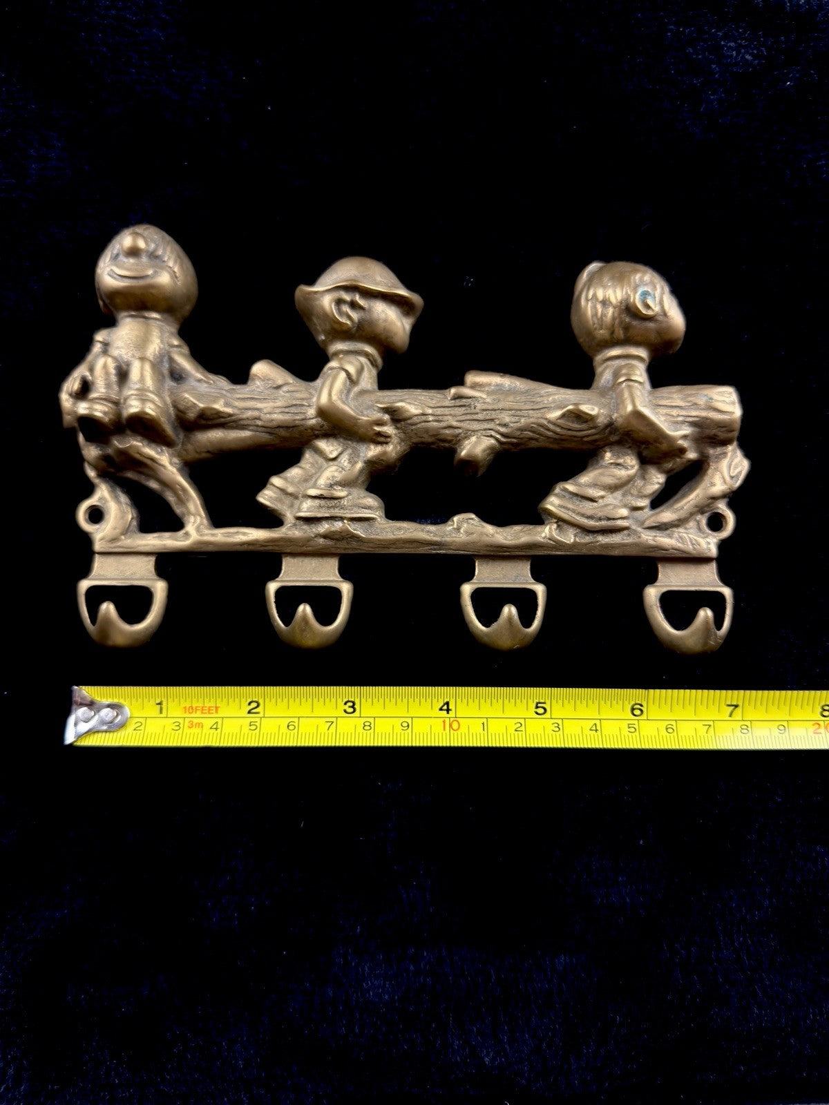 Vintage Italian Solid Brass Wall Hook Rack â 3 Boys Carrying Log â 8x6â Ha2