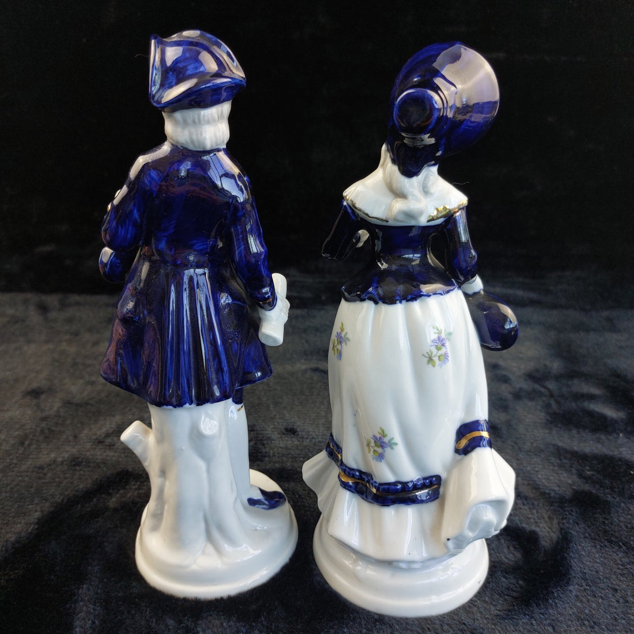 Style Dresden Figurine Pair 8.5" Blue White Gold Trim Chipped Porcelain musicia8