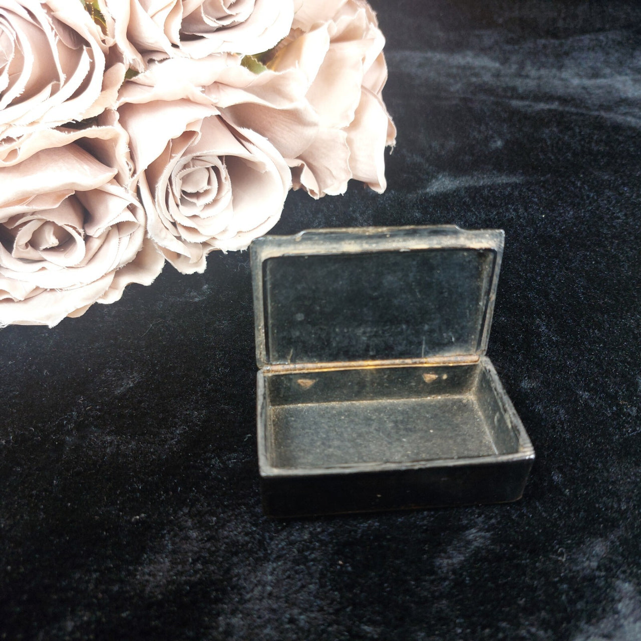Black Lacquer Snuff Box Vintage – Gold Gilded Deer Scene,Russian  or  Japanese7