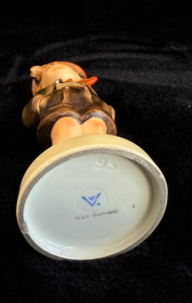 Vintage boy Hummel Figurine "West Germany" Mark collectable gift chipped Display10
