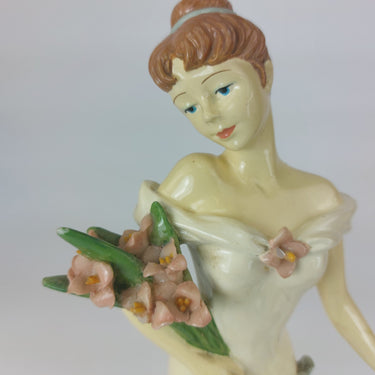 Rare Elegant Vintage Ceramic Figurine,  9