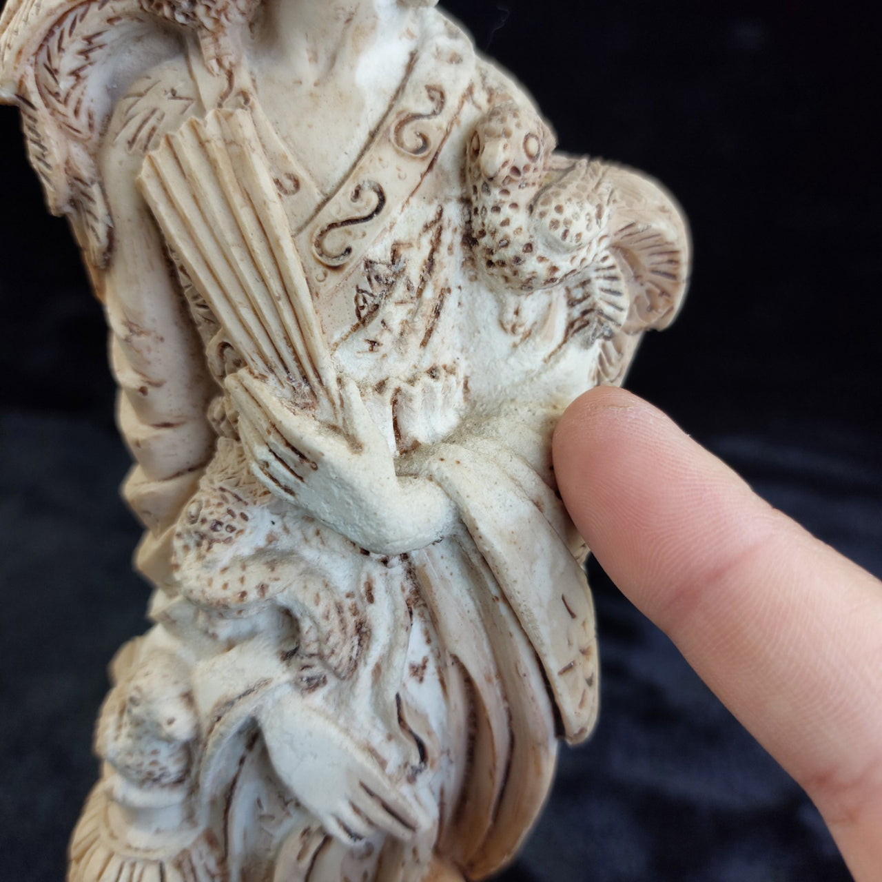 Asian Woman with Fan and Birds Resin Figurine Ivory Colour Approx 10in Worn8