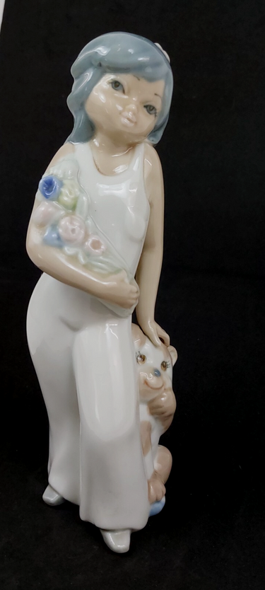 Casades Girl & Dog Porcelain Figurine Spanish Handcrafted Floral Art 8.5