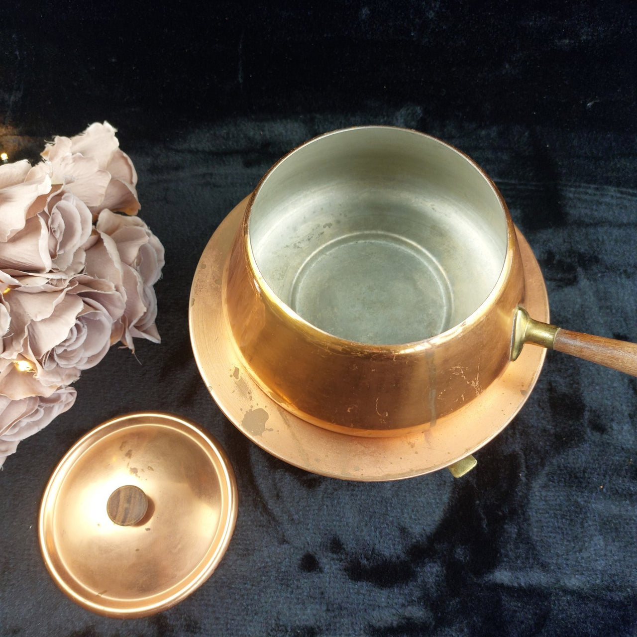 Tagus Copper Fondue Pot Set with Burner Made in Portugal Wood Handle gift2