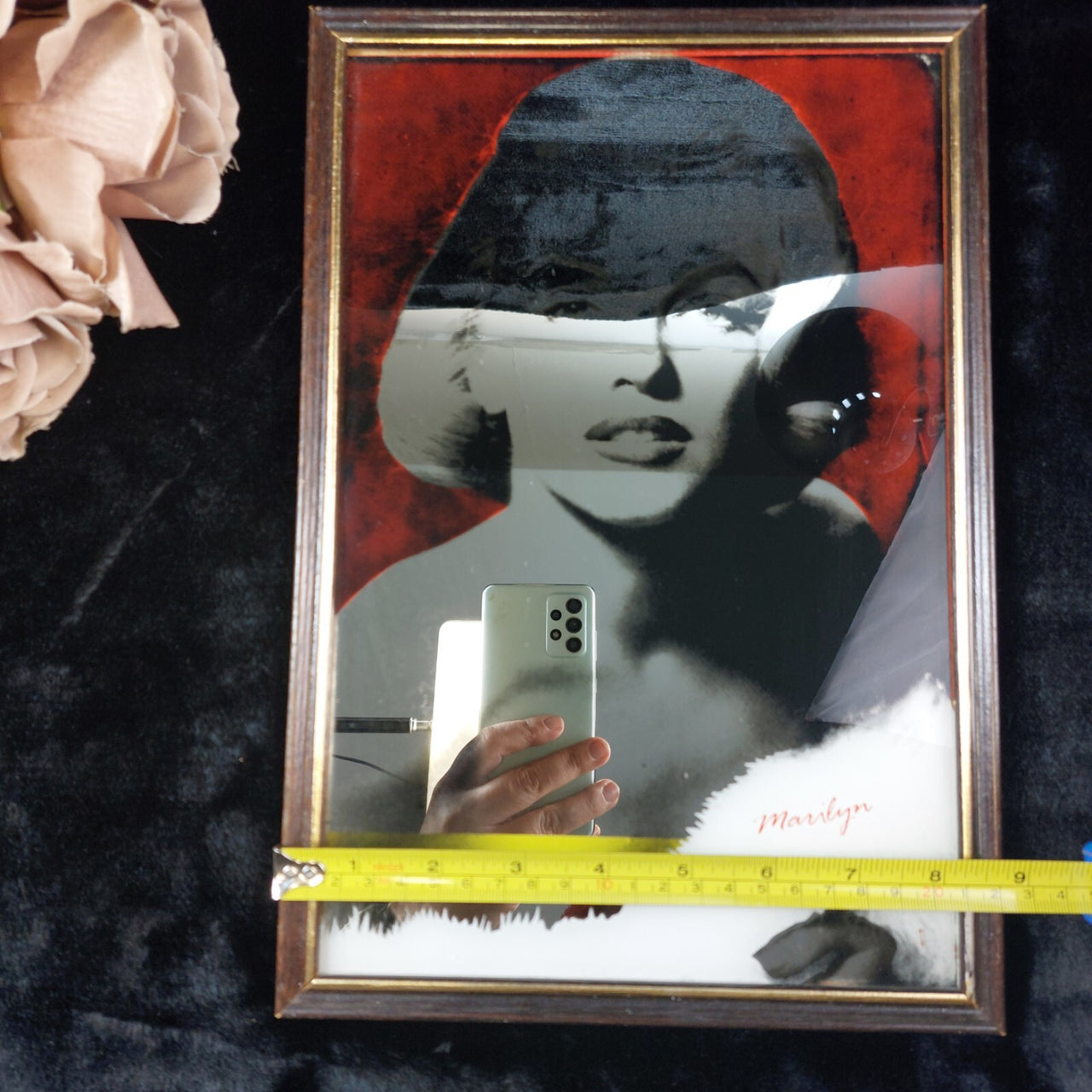 Marilyn Monroe Mirror Wall Art with Black and Red Accents 12.5" retro decor6