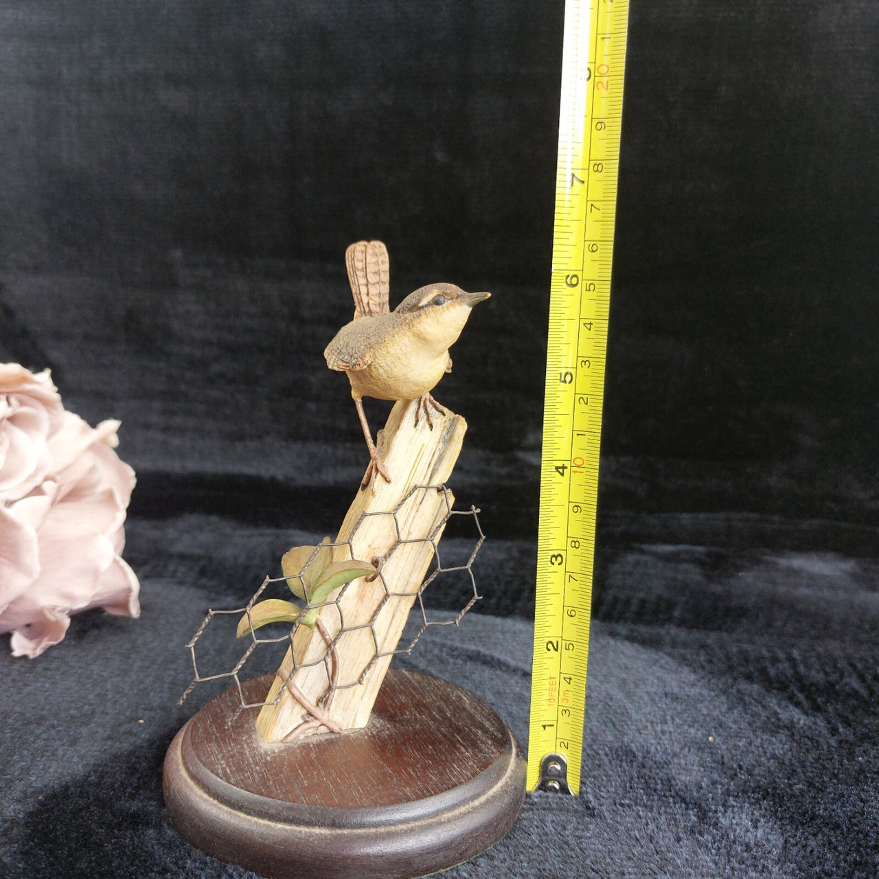Fine Border Arts Wren on Post RB9 1990 Figurine Scotland Hand Made Bird Sculptur2
