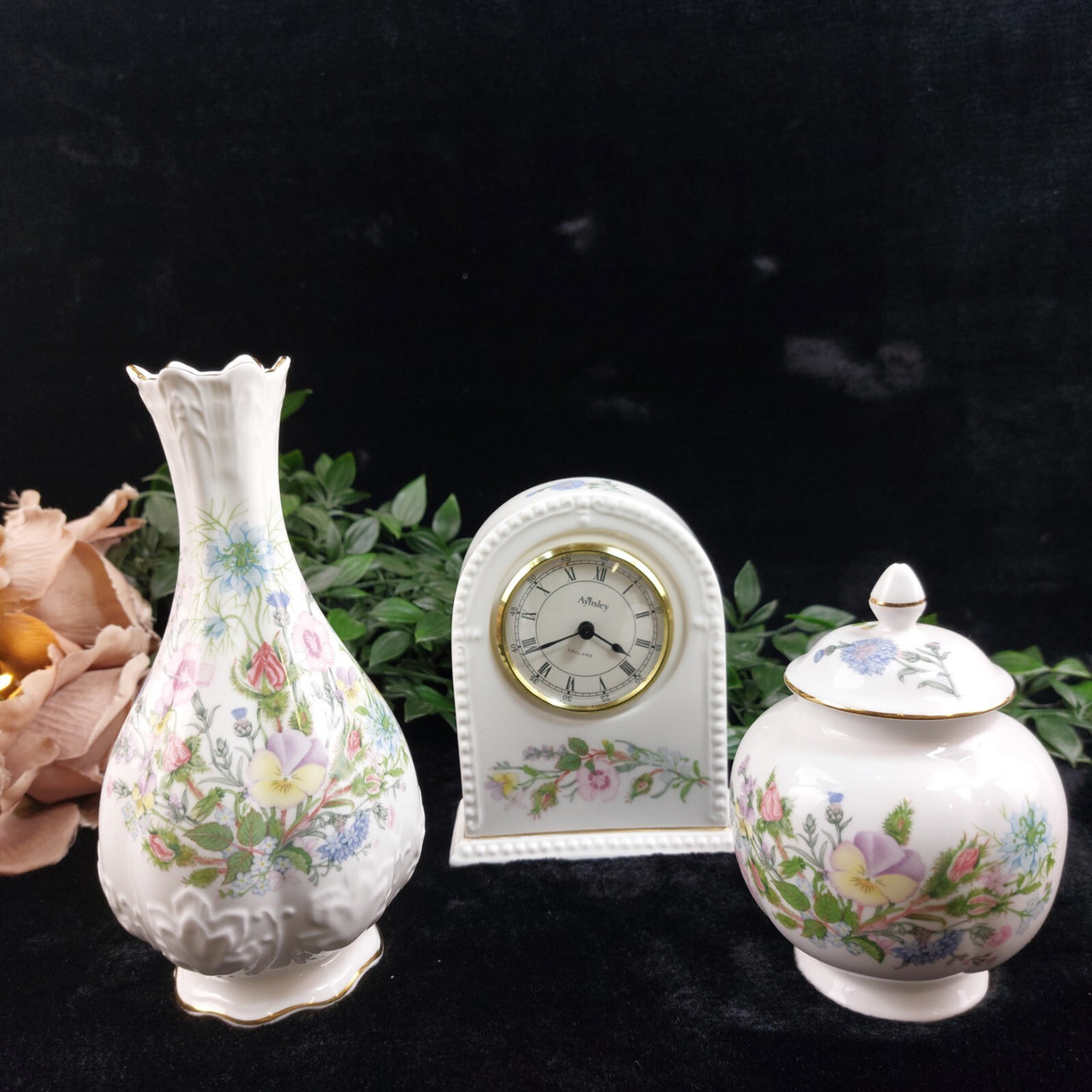 Aynsley Vintage "Wild Tudor" Fine Bone China Set - Clock, Vase & Ginger Jar Box4