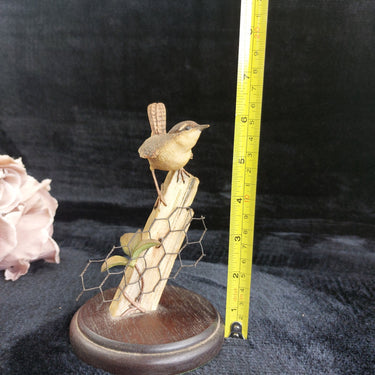 Border Fine Arts Wren on Post RB9 1990 Figurine Scotland Hand Made Bird Sculptur1