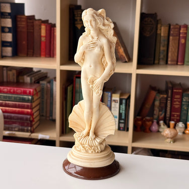 Birth of Venus Figurine gift 10.5