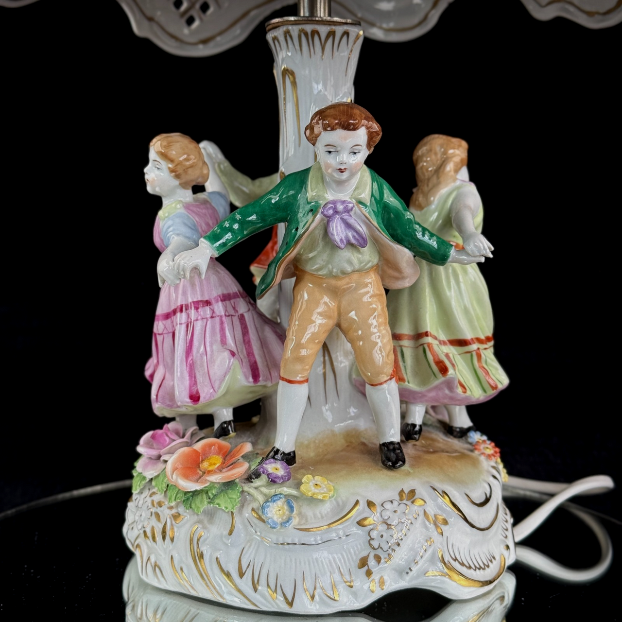 Antique Hand-Painted Royal KPM Bavaria Porcelain Table Lamp with Floral decor5