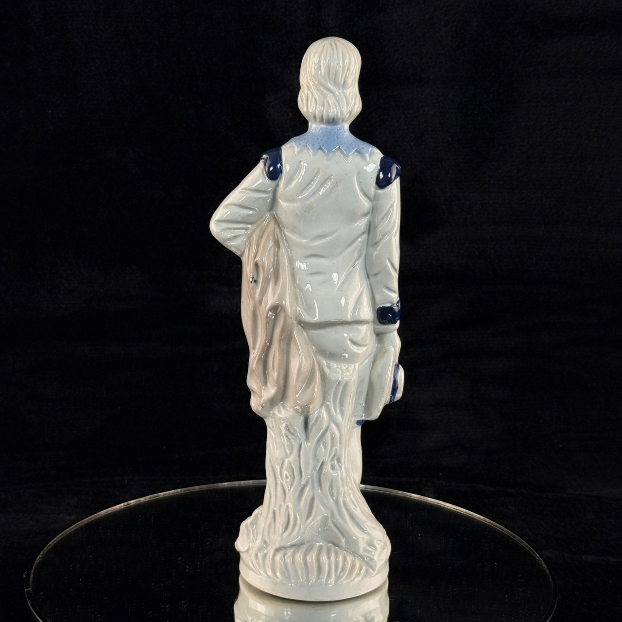 Antique Porcelain decor Colonial Man Figurine White Blue Glaze 11" Hand Painted8