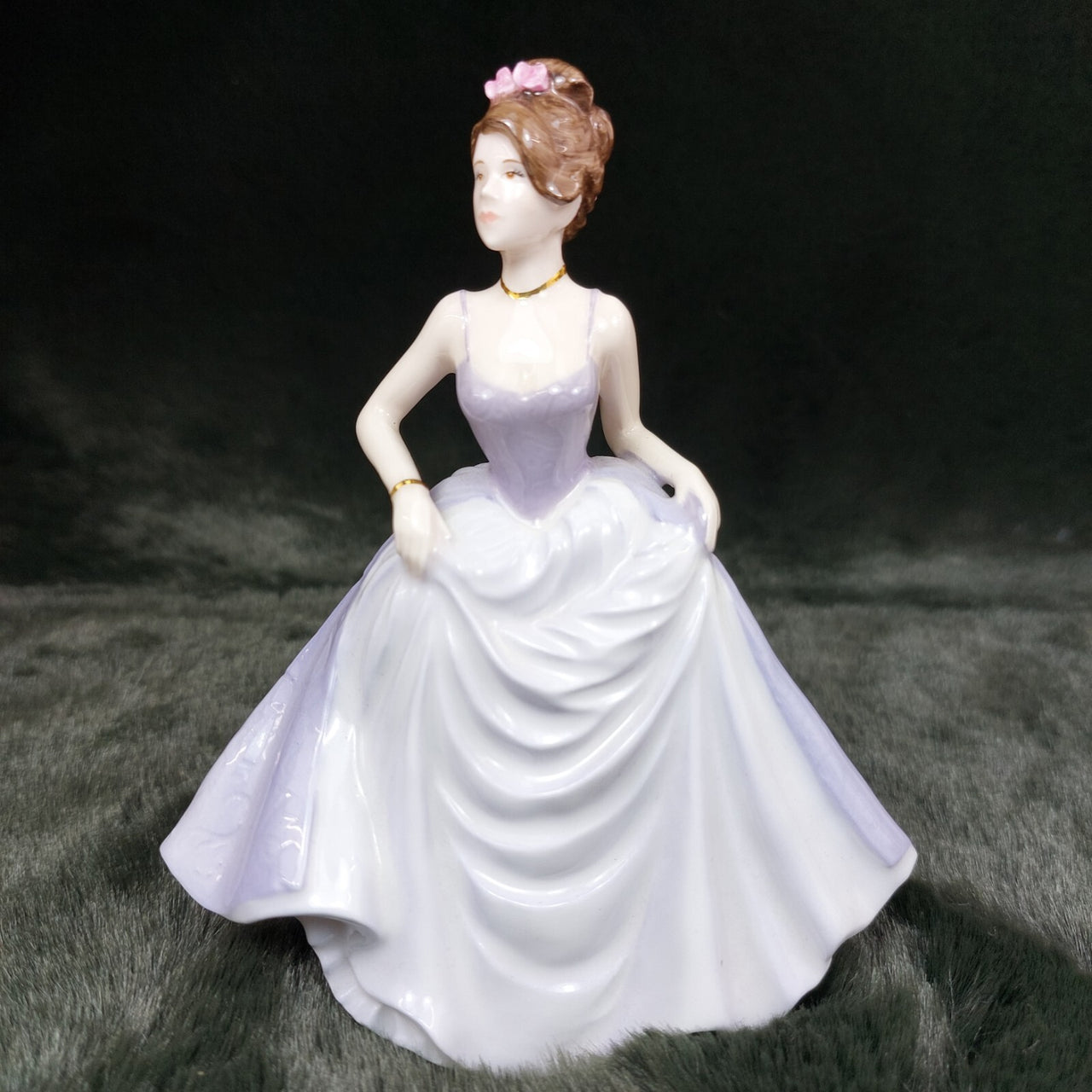 Good Coalport Luck English lady Porcelain by Jack Glynn purple mint condition 10