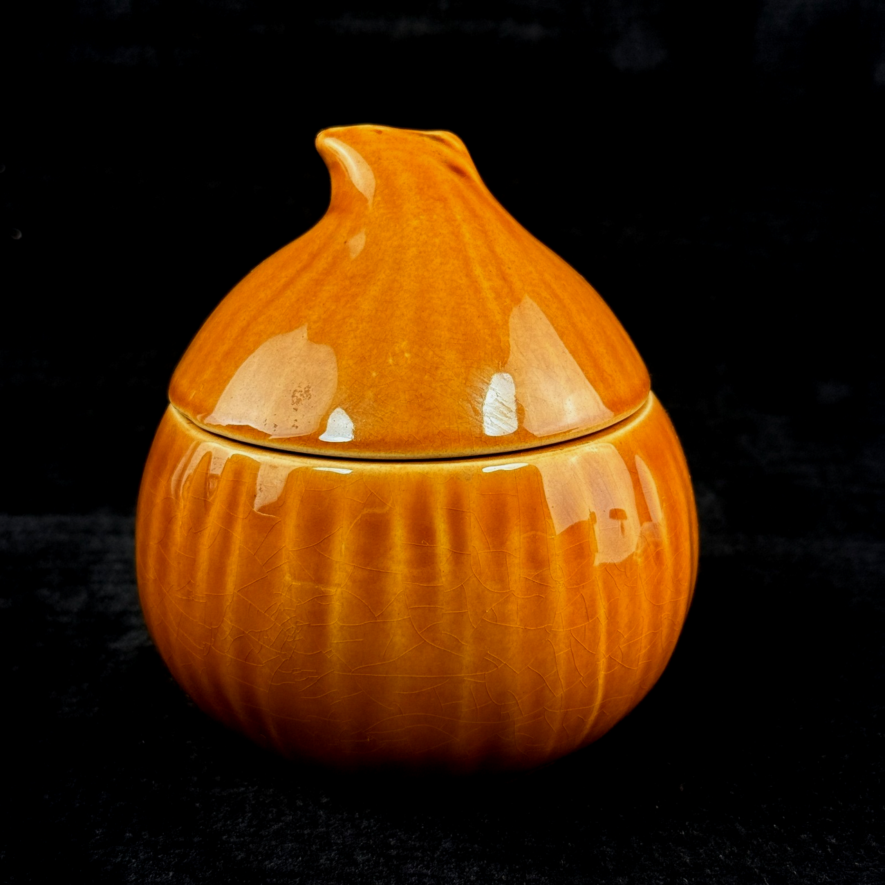 Carlton Ware Head Onion Crying Face Preserve/Jam Pot with Lid - 'ONIONS' - 17652