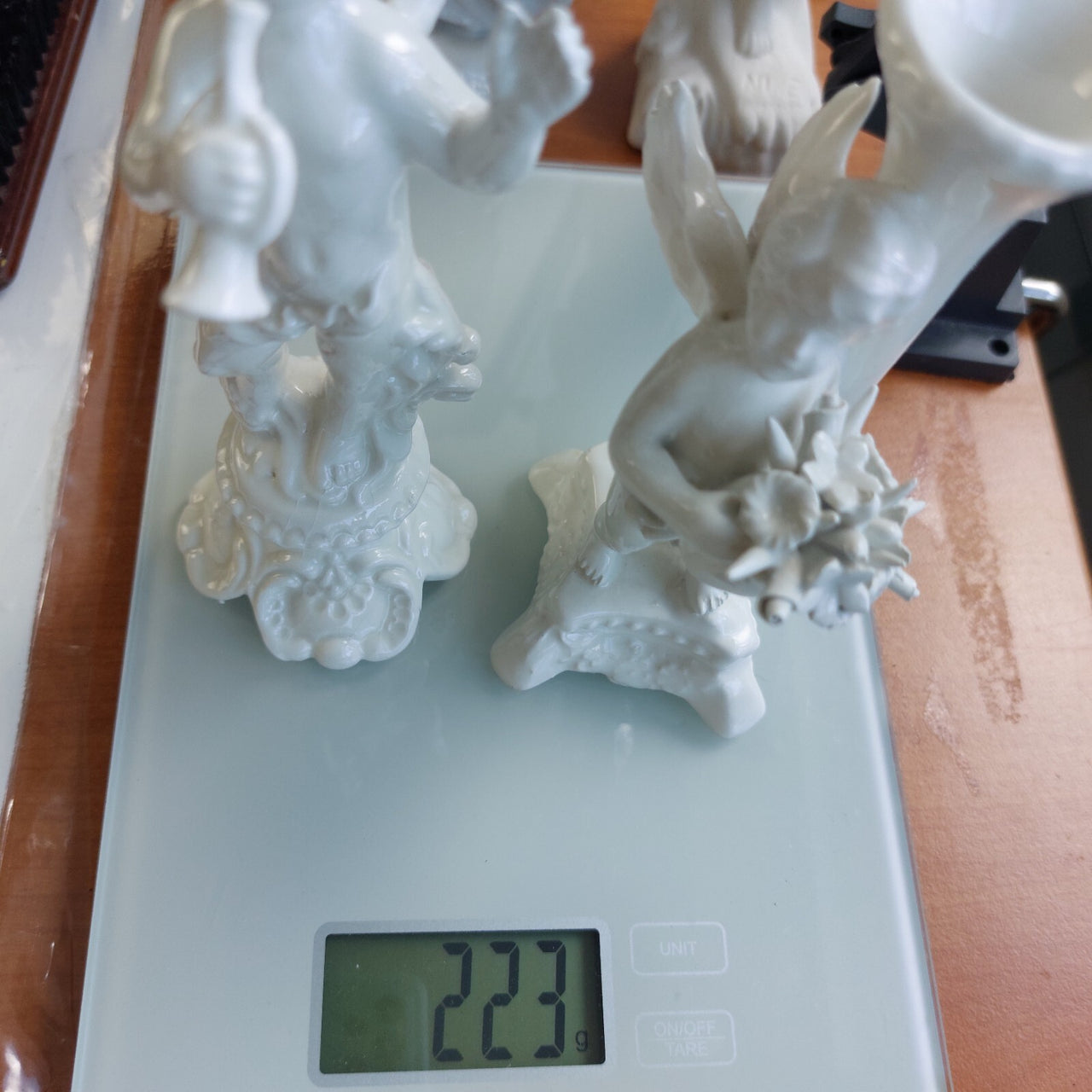 Antique Italy Cherub Figurines Pair 6.5in Porcelain White Trumpet Flowers Damage20