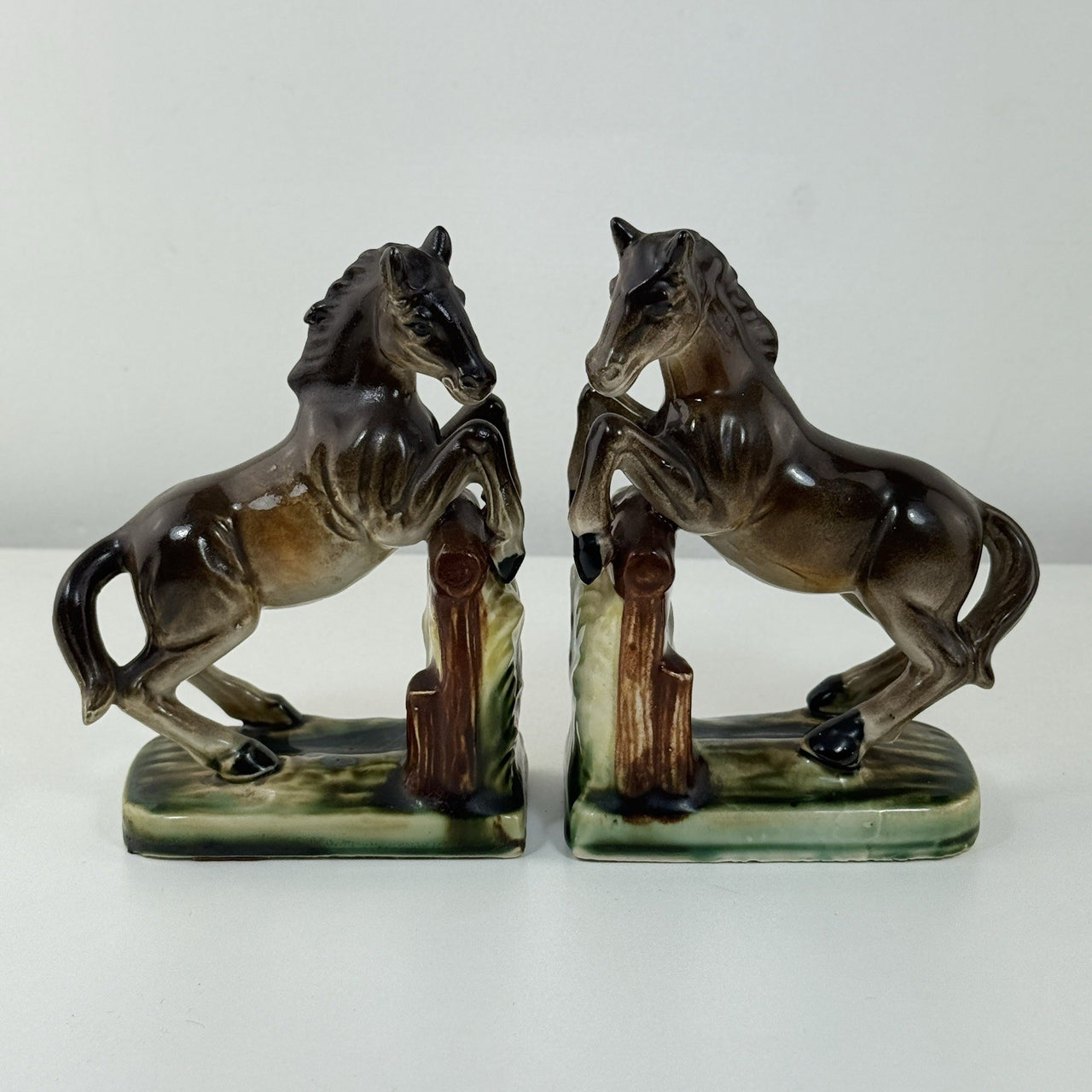 Alfred Dickens Meakin The Blue Boar Scene Ceramic Character Plate by Tony Weller2