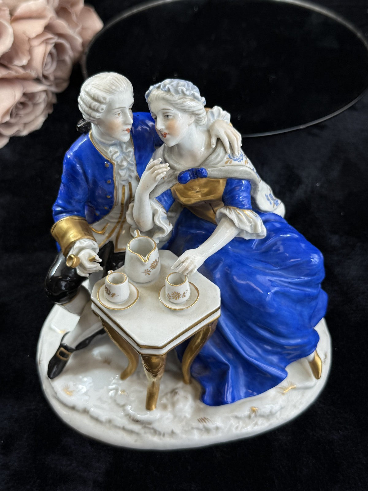 German Antique Porcelain Figurine: Rococo Couple at Tea by Scheibe-Alsbach 18th3