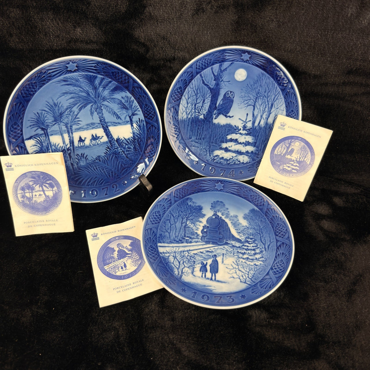 Royal Copenhagen 1972-1974 Christmas Plates Set of 3 Blue Collectibles Porcelain6