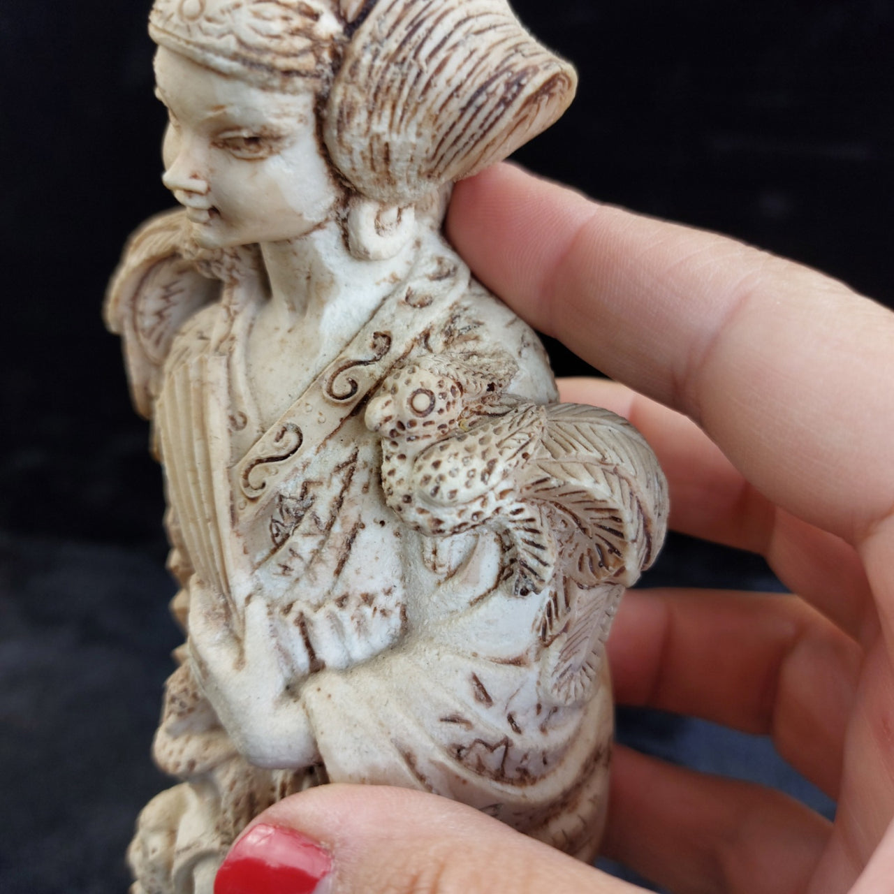 Asian Woman with Fan and Birds Resin Figurine Ivory Colour Approx 10in Worn7