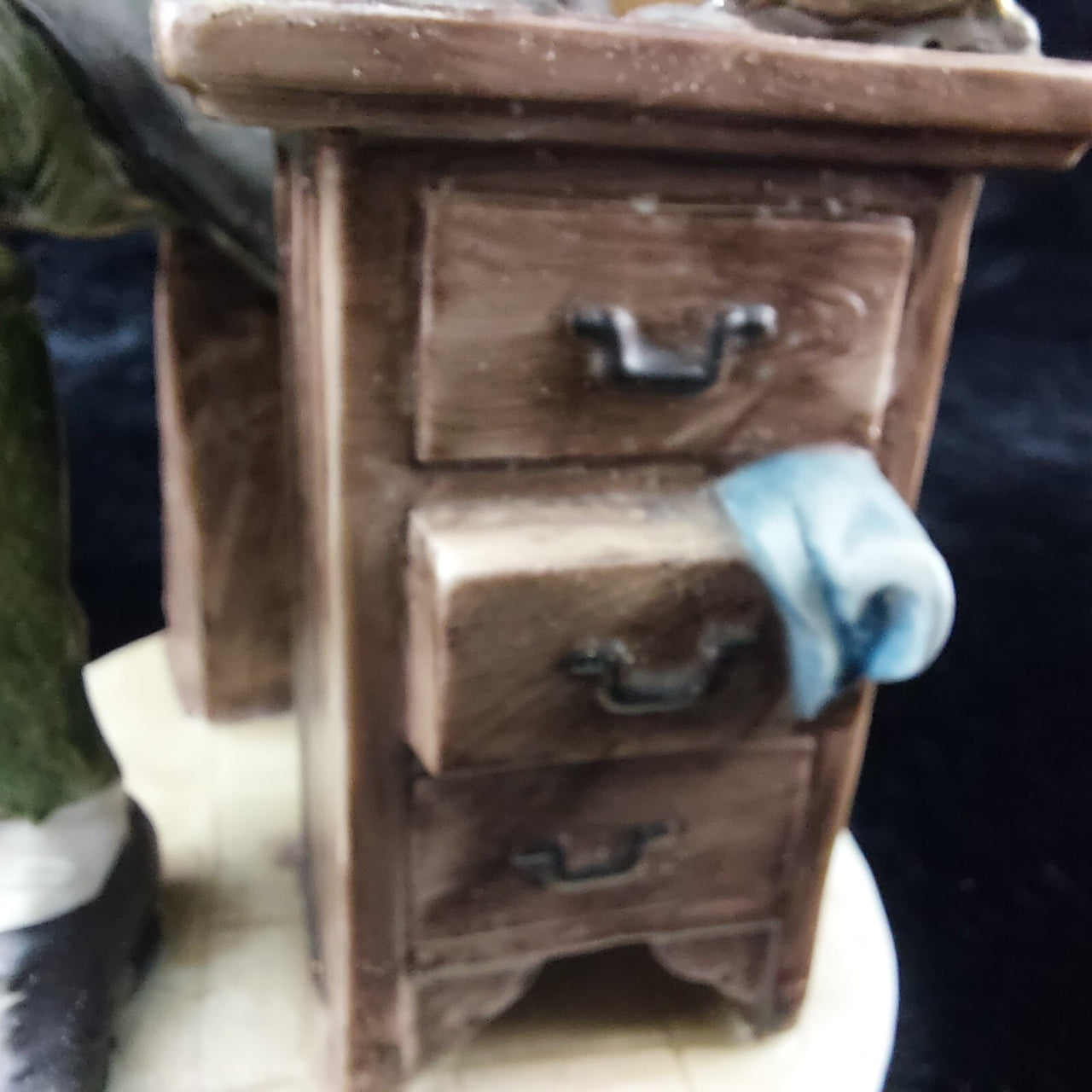 Porcelain of watchmaker a CAPODIMONTE. Antonio Benni. Is Finger Broken, chipped8