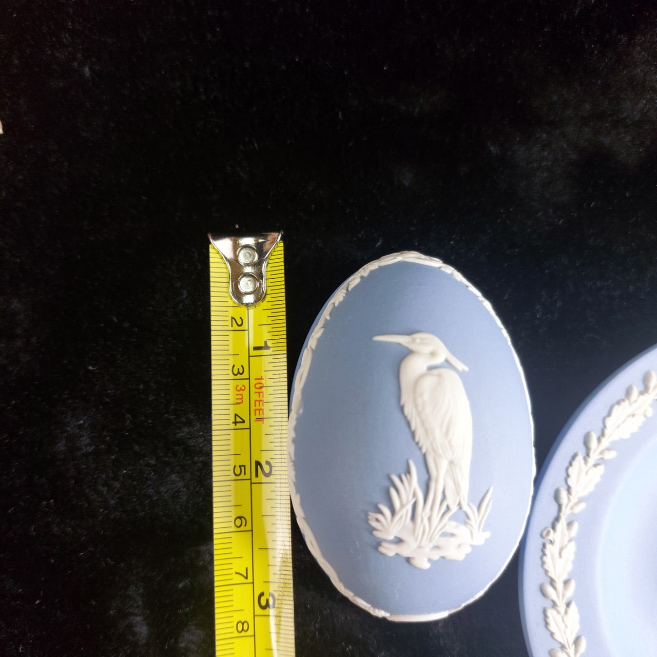 Wedgwood Jasperware White & Blue Collectible Egg with Dish 1978 Trinkets Boxes/15