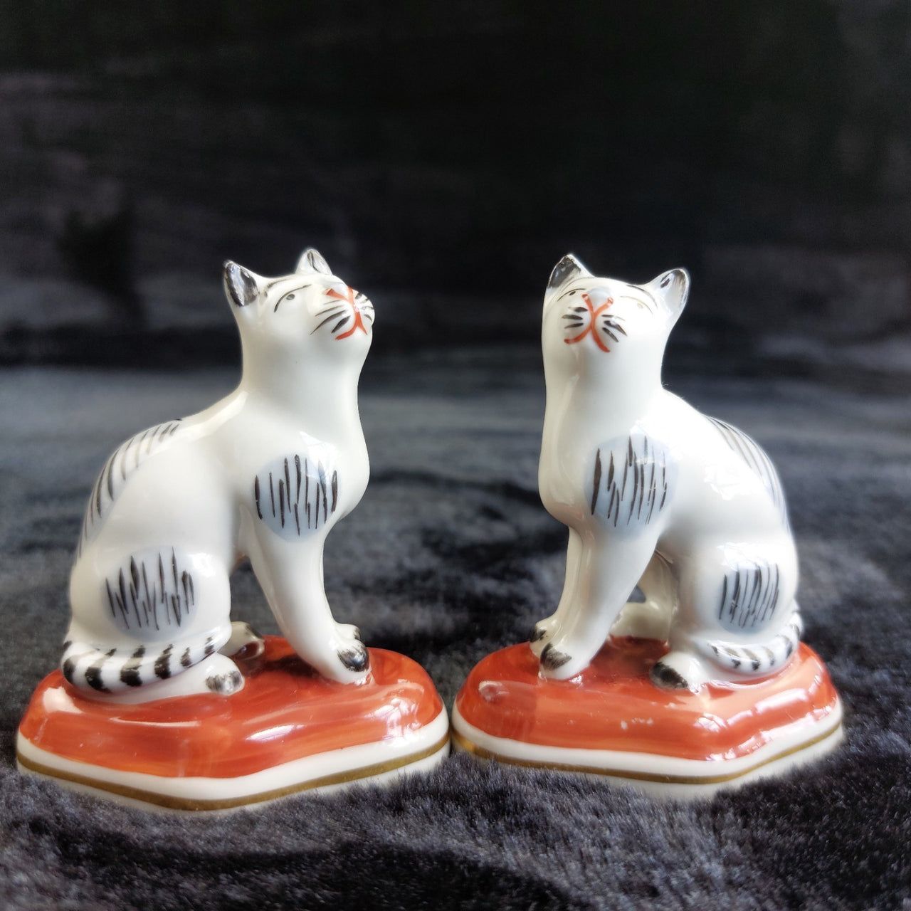Paris Samson Porcelain Style 'Staffordshire' Cat Chelsea Anchor Mark Figurine7
