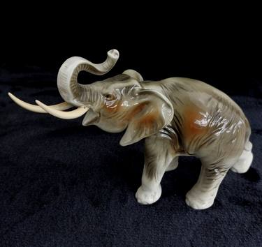 Royal Dux Elephant Figurine  Tall Porcelain Glazed Czech Vintage Decor 6 in0