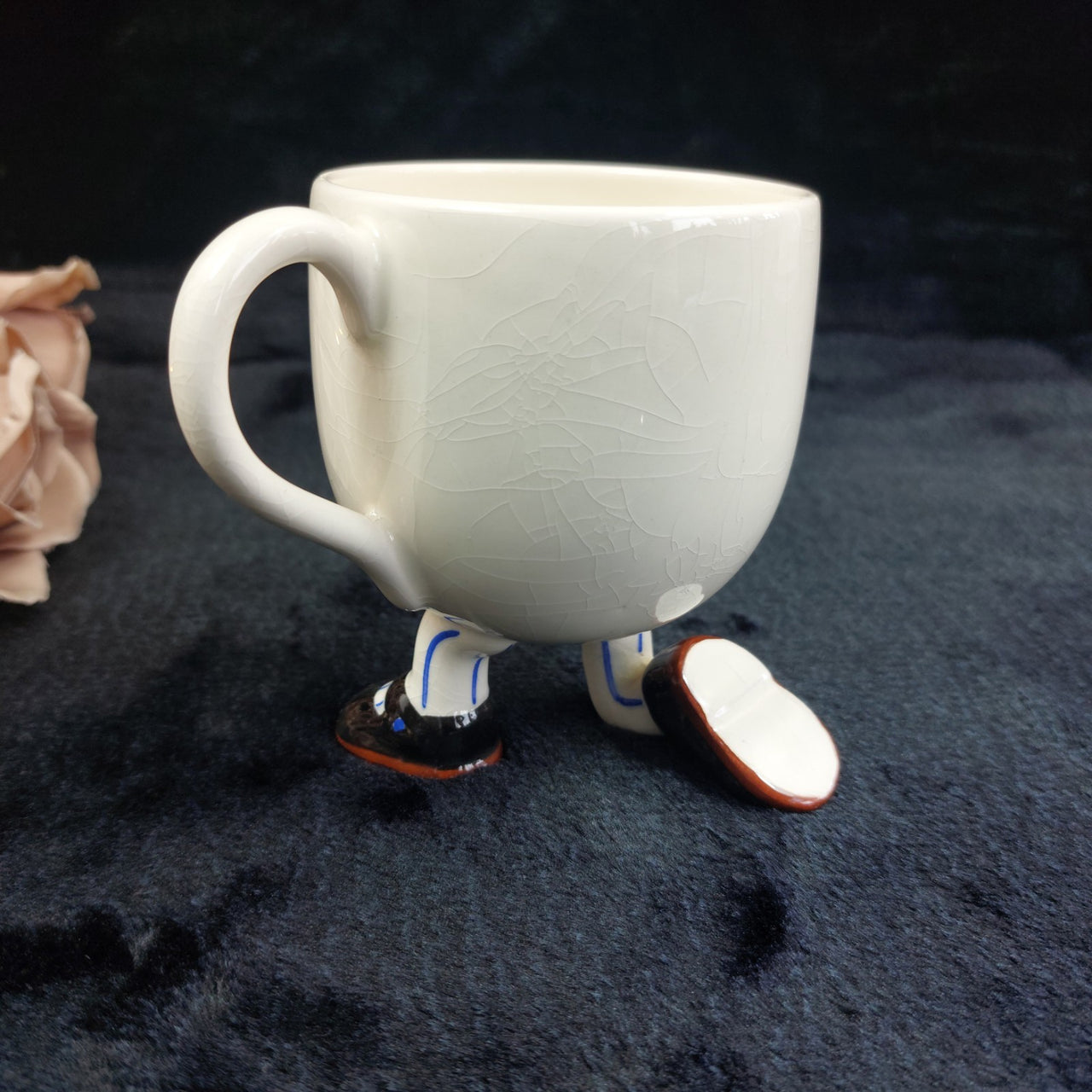 Carlton Ware Jubilee Queen Mug Cup – Novelty Feet Design England 1952–1977 Pair.8
