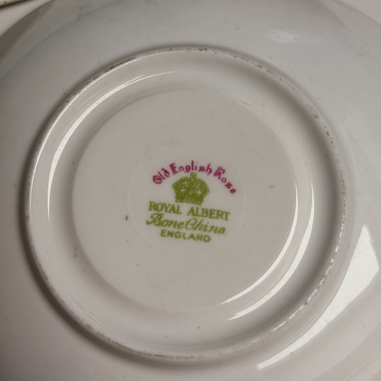 Royal Albert Old English Rose Trio Set Cup Saucer Plate Pink Red Floral Gilded.15