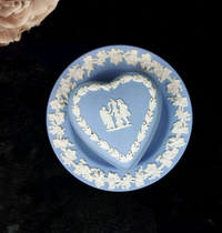 Thumbnail for Wedgwood Heart Jasperware Blue Trinket Plate & Box Set british bedroom decor3