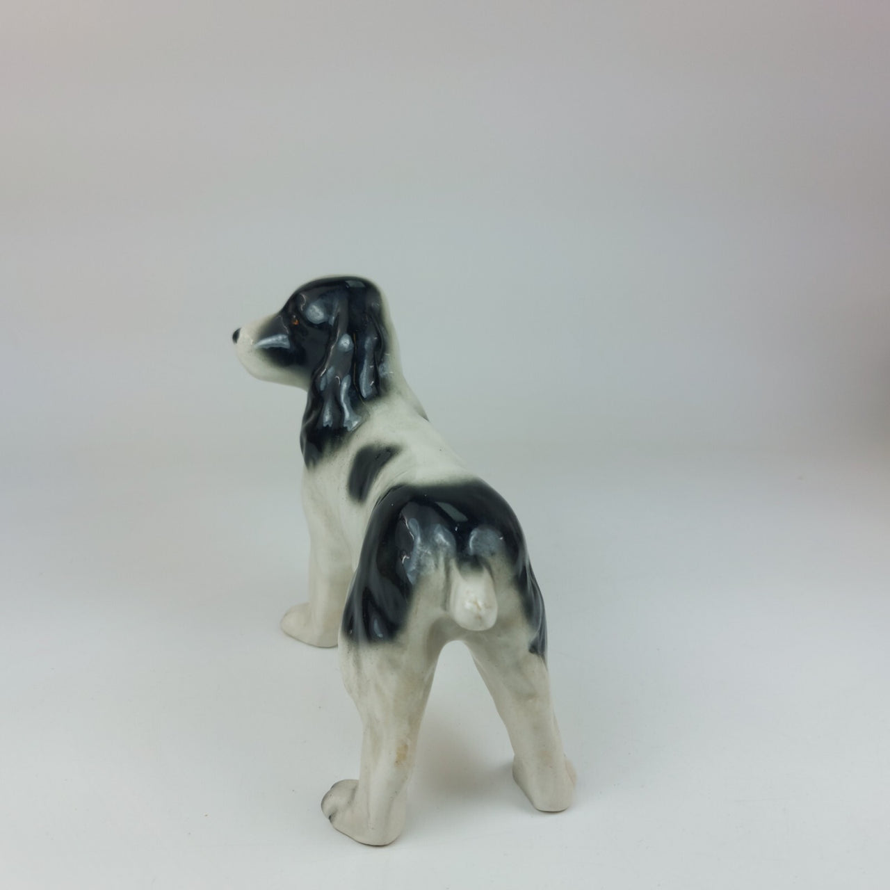 Vintage Wade England Basset Hound Figurine 1970s Ceramic Dog Collectible gift11