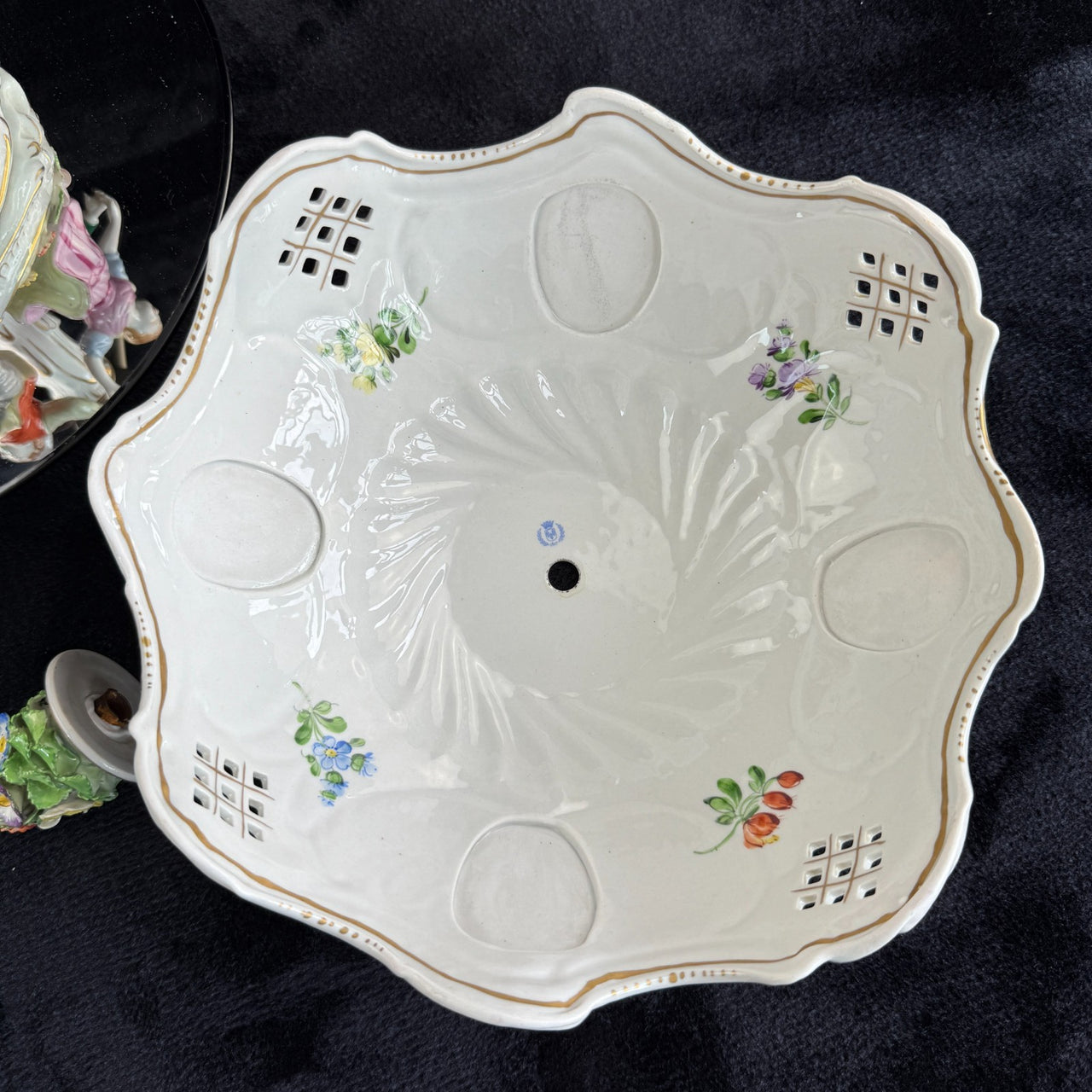 Antique Hand-Painted Royal KPM Bavaria Porcelain Table Lamp with Floral decor18